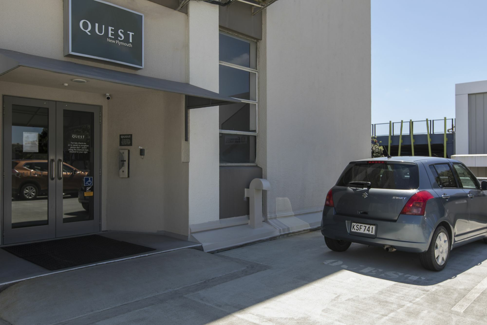 Quest New Plymouth Apartment Hotel Buitenkant foto